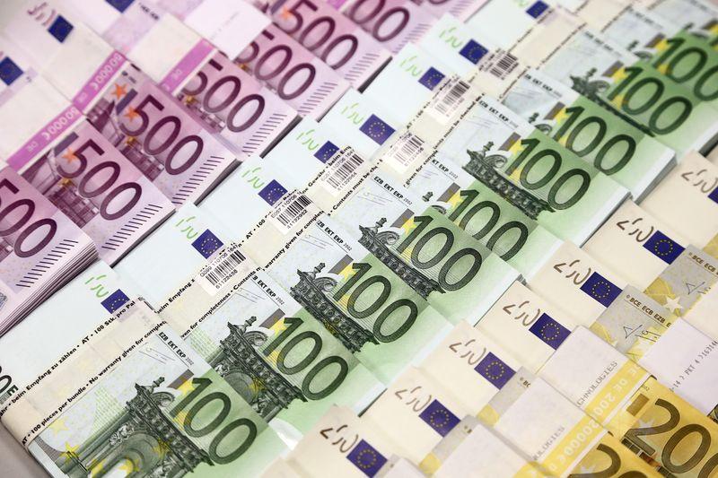 La economía pierde impulso: «la zona euro en una encrucijada»