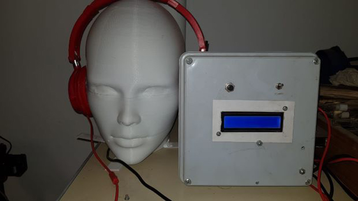 Una “oreja electrónica” para caracterizar auriculares de audiometría