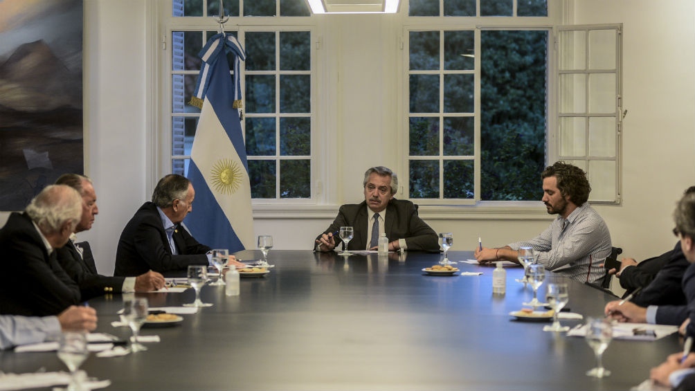 «Las medidas económicas están en la buena senda», dijo el titular de la UIA