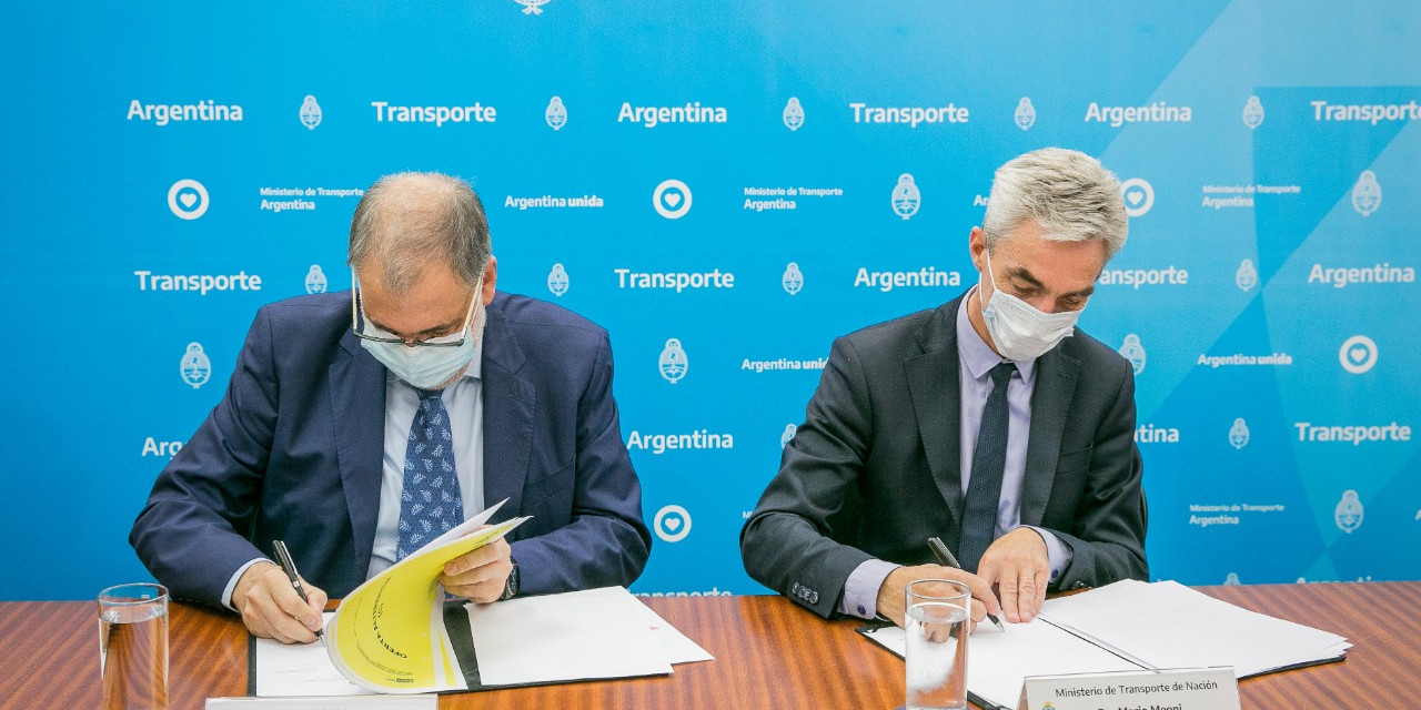 Meoni realizó la firma del contrato con la empresa DYCASA para comenzar la obra de extensión del Viaducto Belgrano Sur