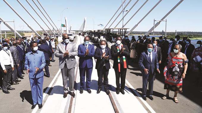 África meridional: el unificador de U$S 260 millones de la SADC