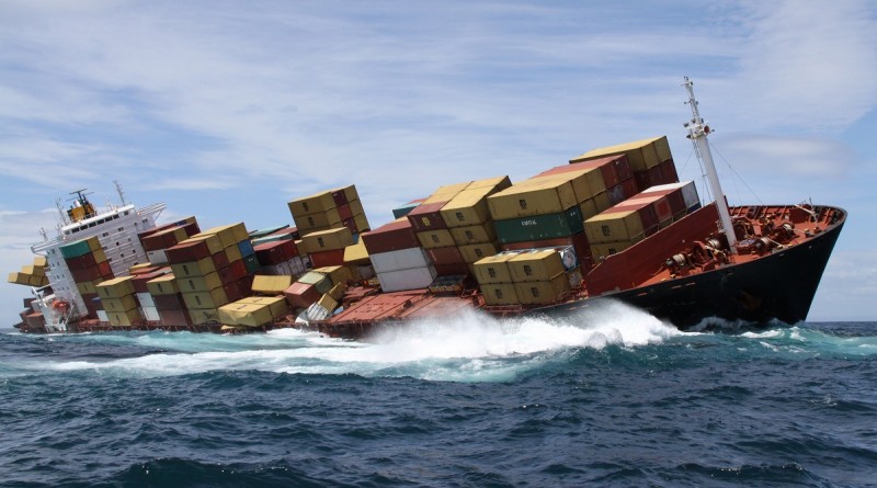 Nuevas medidas para controlar la pérdida de contenedores en el mar