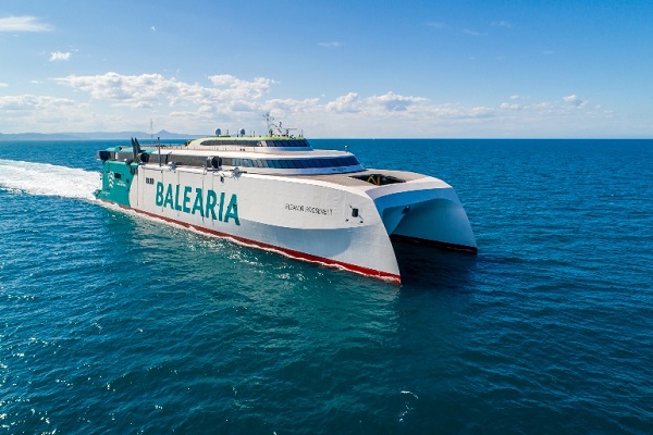 Baleària realiza primer viaje piloto con combustible renovable