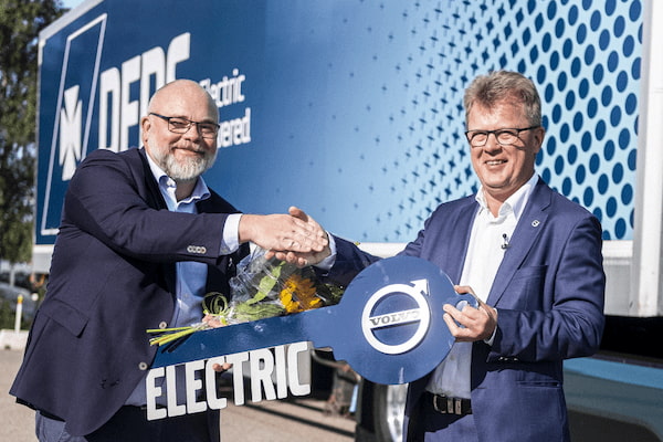 DFDS encarga 100 camiones eléctricos a Volvo Trucks