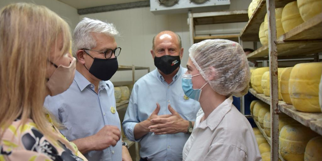 Julián Domínguez: «A partir de la biotecnología haremos frente a los desafíos del cambio climático»