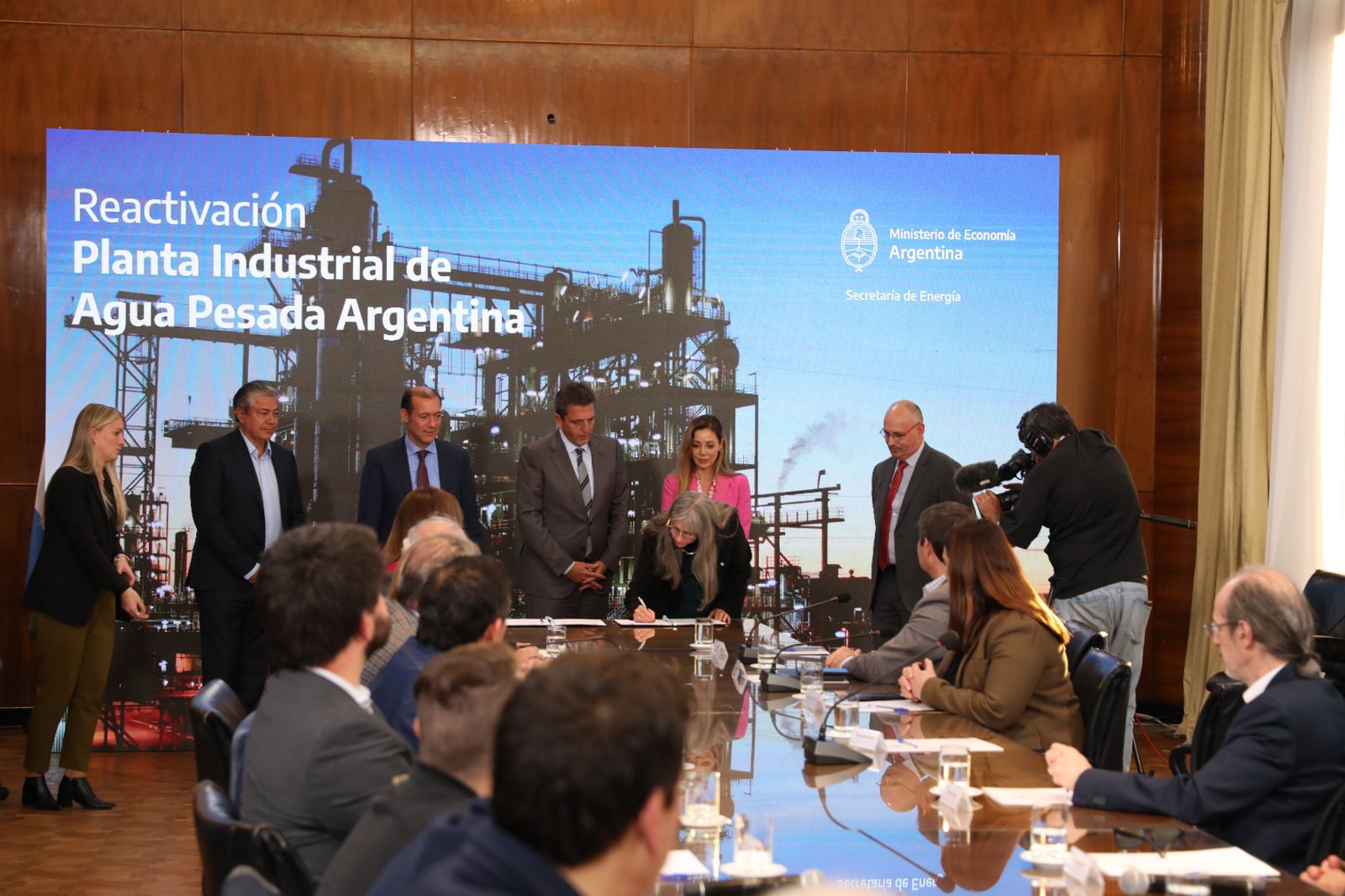 La PIAP reiniciará sus actividades para asegurar la provisión de agua pesada para las centrales nucleares argentinas