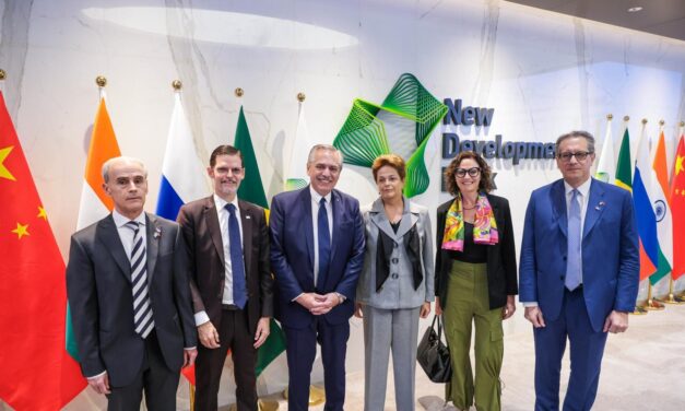 El presidente se reunió con Dilma Rousseff para oficializar la integración de Argentina al Nuevo Banco de Desarrollo de los BRICS
