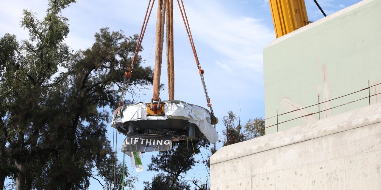 Comenzó la instalación del ciclotrón del Centro Argentino de Protonterapia