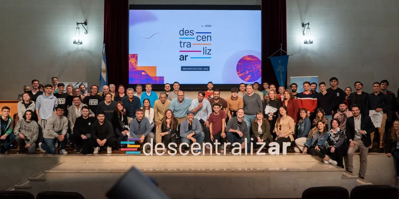 DescentralizAR 2025 abre sus inscripciones: el evento federal sobre Bitcoin vuelve a recorrer el país
