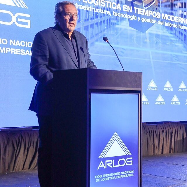 Logística: el 83% de las empresas prevé invertir en 2026, pero sólo el 54% planea sumar empleados, según encuesta del XXXII Encuentro de ARLOG