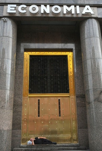 Informe UIA: muy fuerte caída del sector productivo