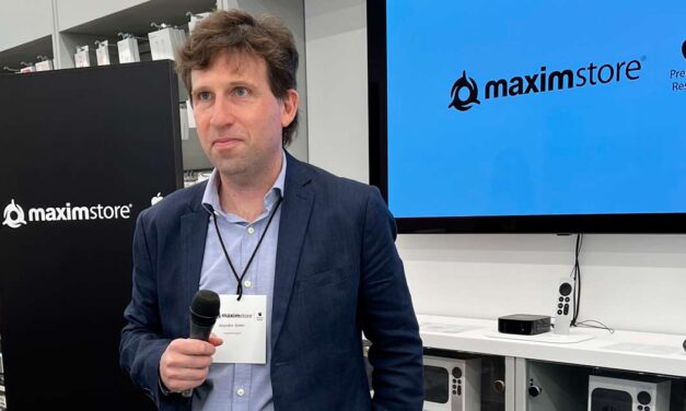 En maximstore se preparan para recibir los últimos lanzamientos de Apple